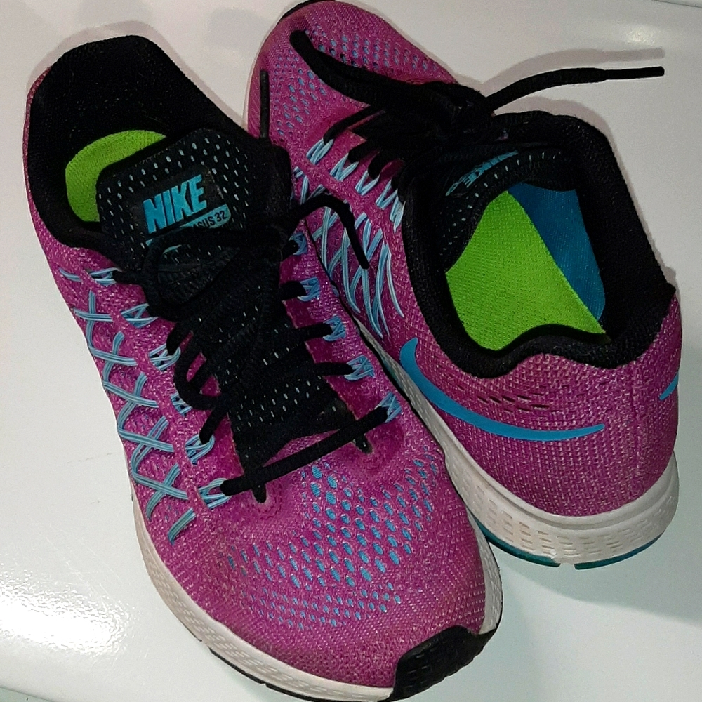 Women's Nike Zoom Pegasus 32 Multicolored Shoes